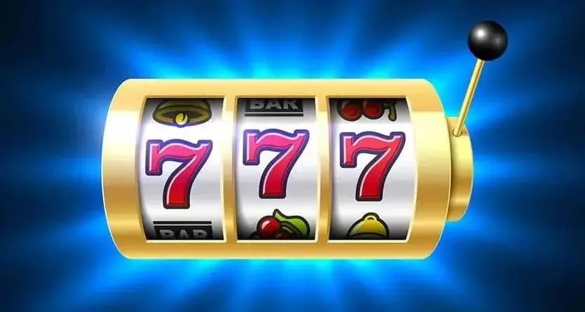 Layar obrolan dukungan pelanggan dalam aplikasi seluler totomacau4d dengan pesan respons cepat